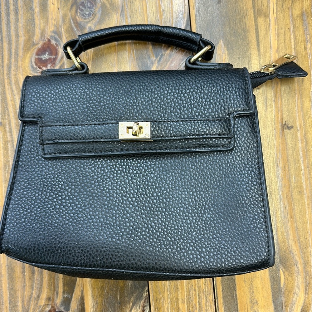 Black Textured Faux Leather Small Satchel Handbag Purse 8 x 6.5 Inch
